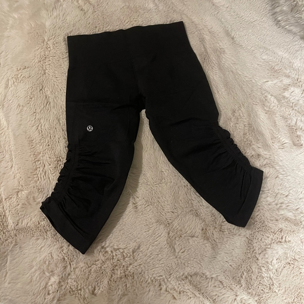 Lululemon Compression Crop Legging - image 1